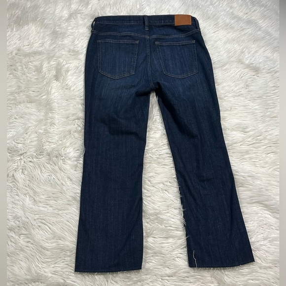 NWOT Boot Crop Raw Hem Mid Rise Denim Jeans Dark Wash - Picture 6 of 11